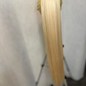 Prosty kuc w klamrze